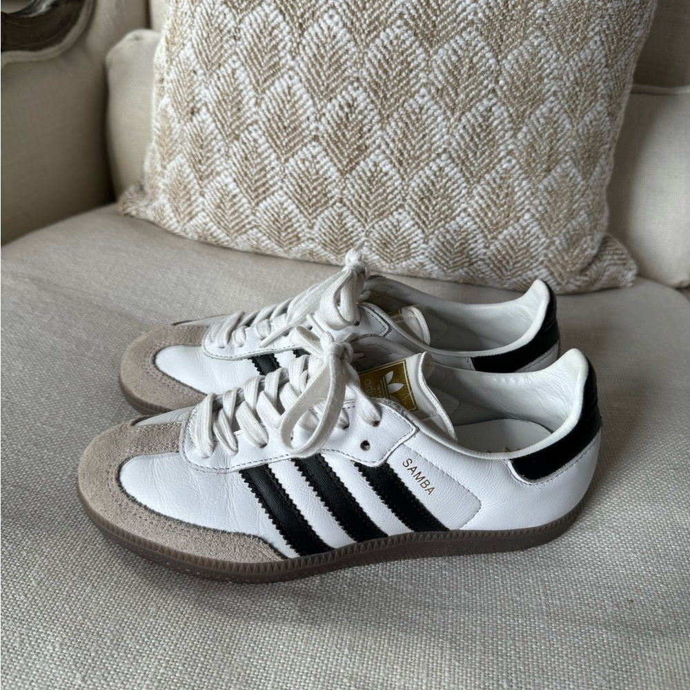 Sambas size 6